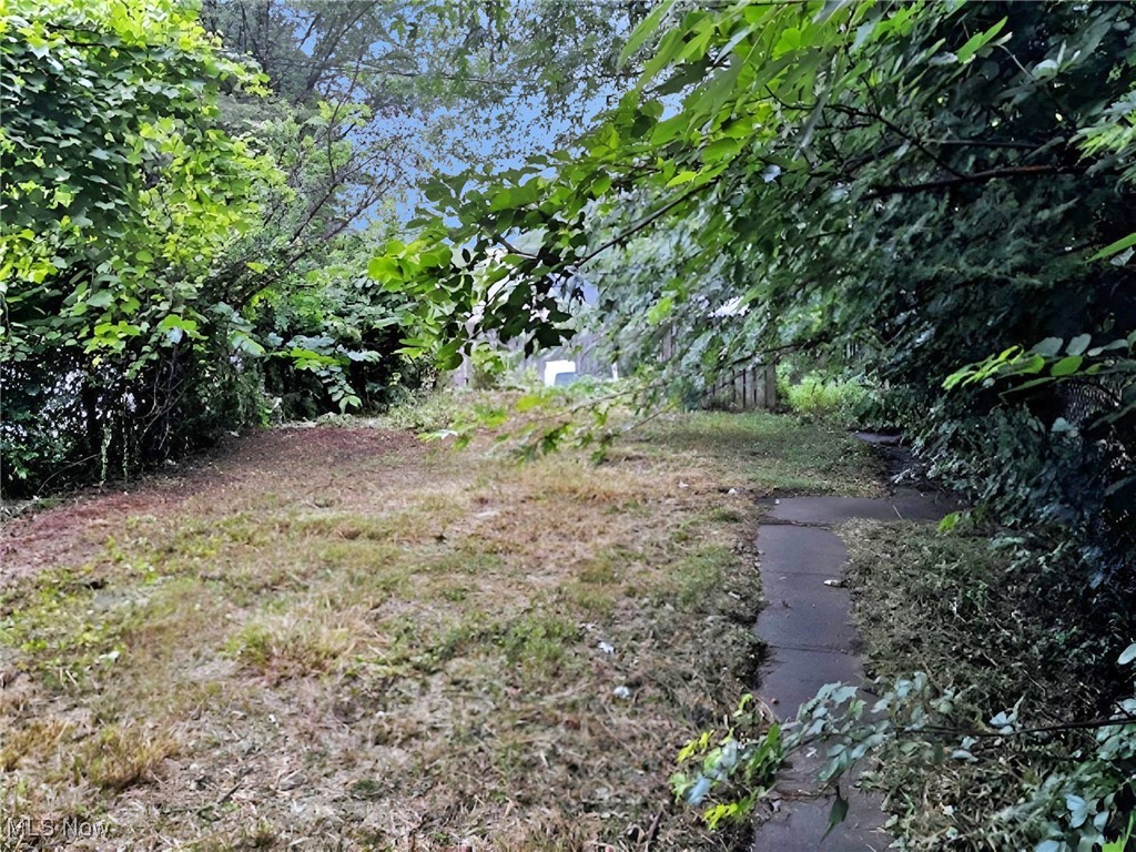 Hoyt - Residential Income