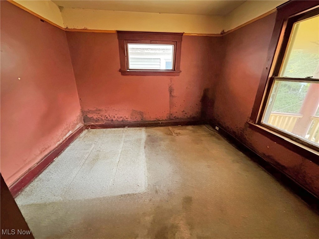 Hoyt - Residential Income