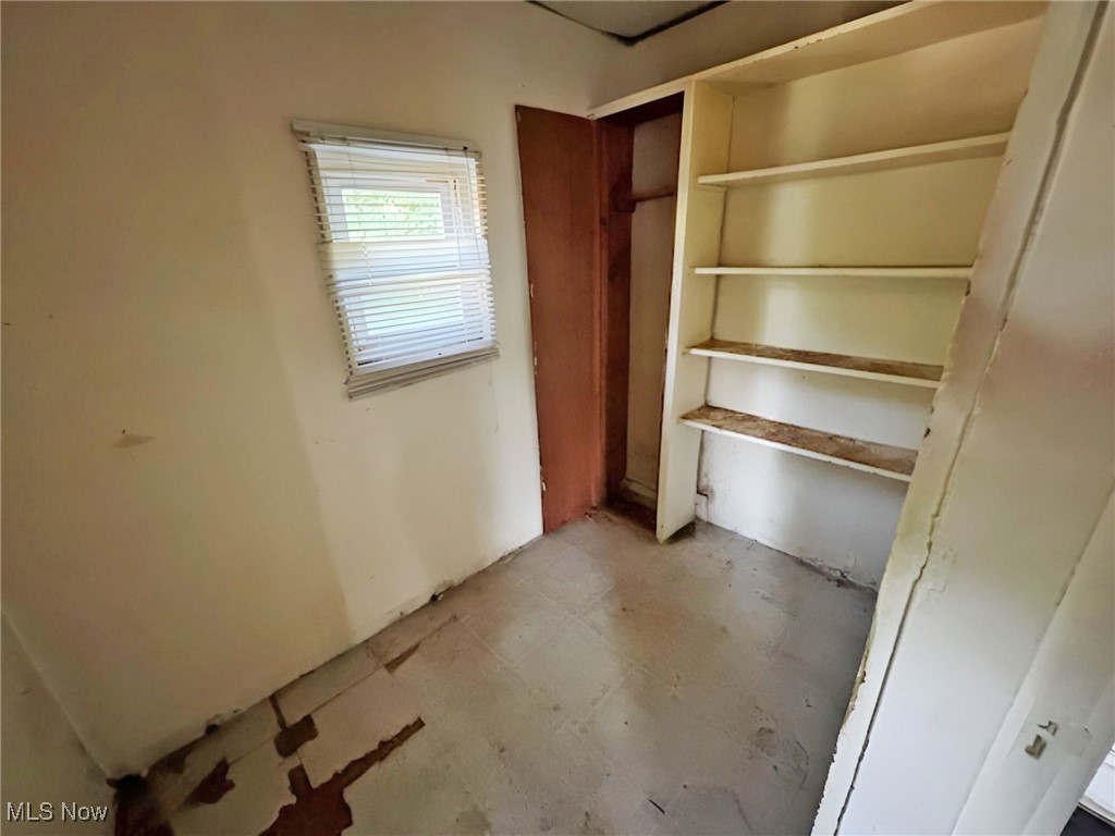 Hoyt - Residential Income