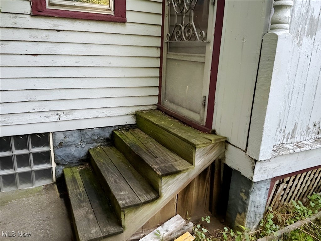 Hoyt - Residential Income