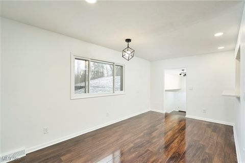 Tiny photo for 17759 S Meadowpark Drive, Walton Hills, OH 44146 (MLS # 5178851)