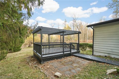 Tiny photo for 17759 S Meadowpark Drive, Walton Hills, OH 44146 (MLS # 5178851)