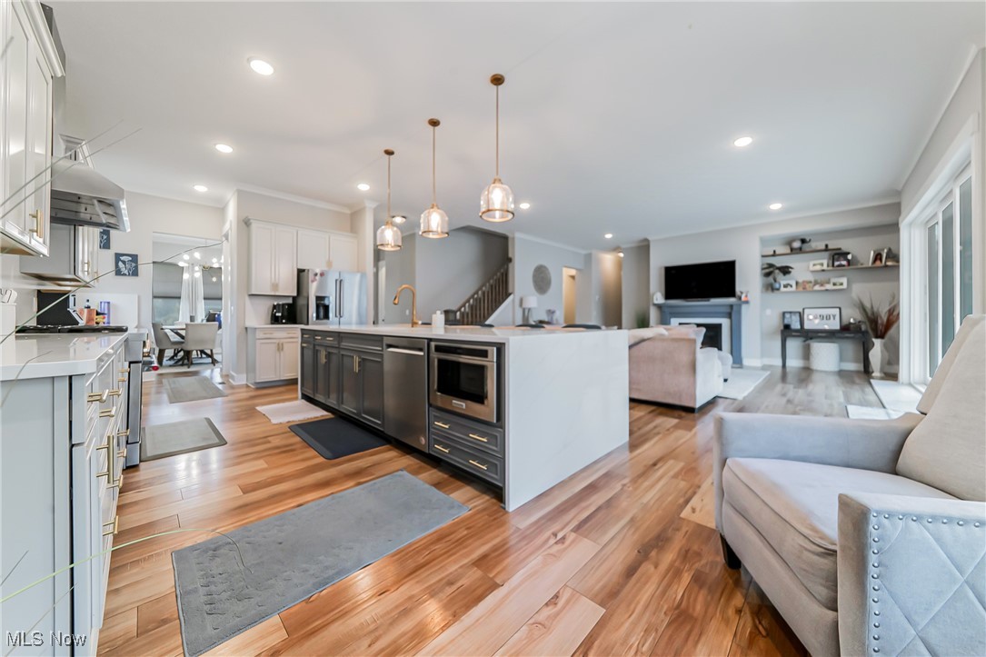 10533 Rosalee Lane