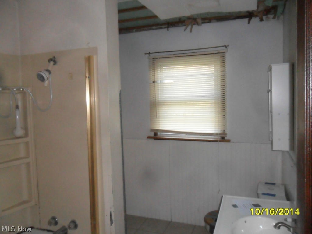 Village/New Middletown - Residential