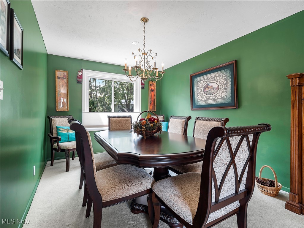 20563 Holly Circle, Strongsville, Ohio image 16