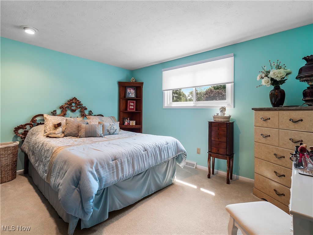 20563 Holly Circle, Strongsville, Ohio image 20