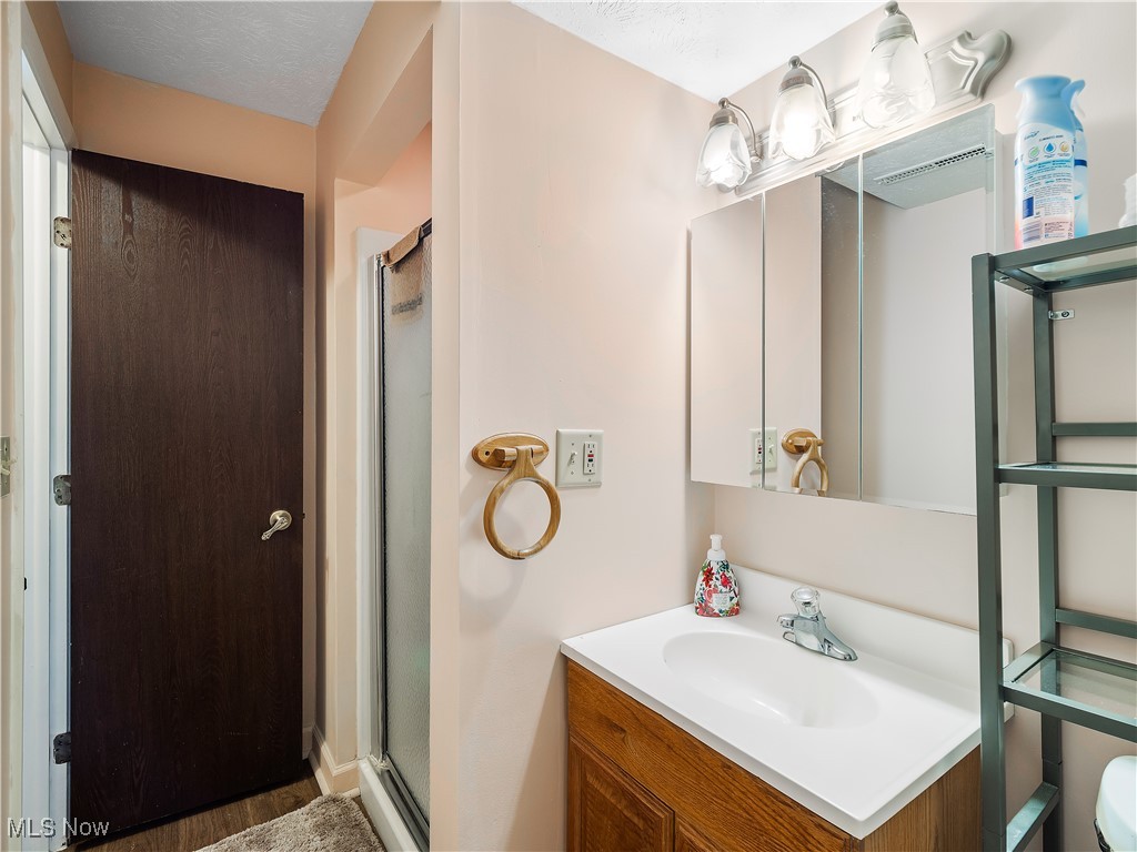 20563 Holly Circle, Strongsville, Ohio image 29