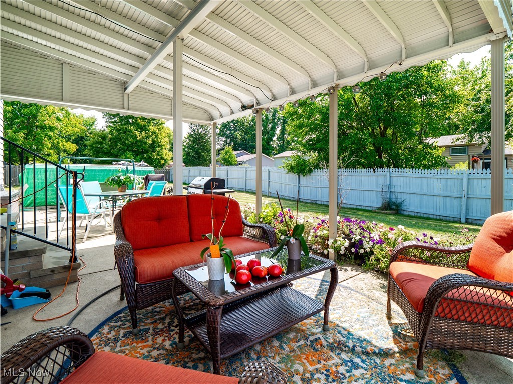 20563 Holly Circle, Strongsville, Ohio image 33