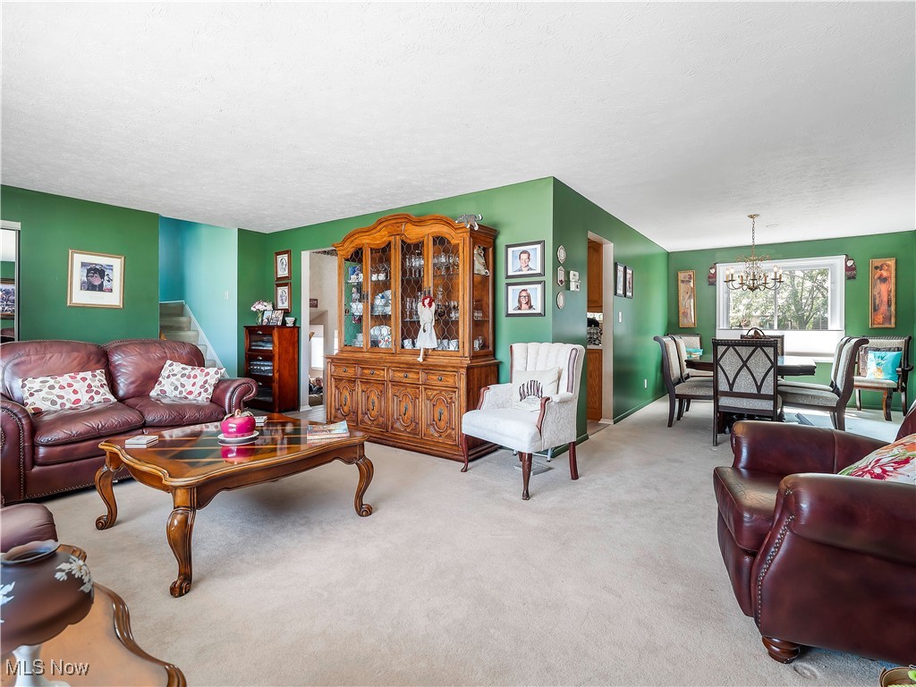 20563 Holly Circle, Strongsville, Ohio image 10