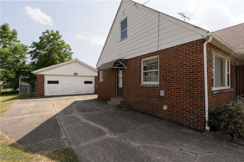 Tiny photo for 944 Donald Avenue, Akron, OH 44306 (MLS # 5179010)