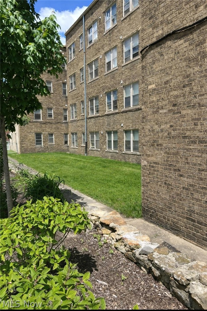 2374 Euclid Heights Boulevard