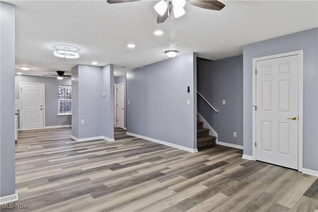 Photo of 10313 Mount Auburn Avenue, Cleveland, OH 44104 (MLS # 5171856)