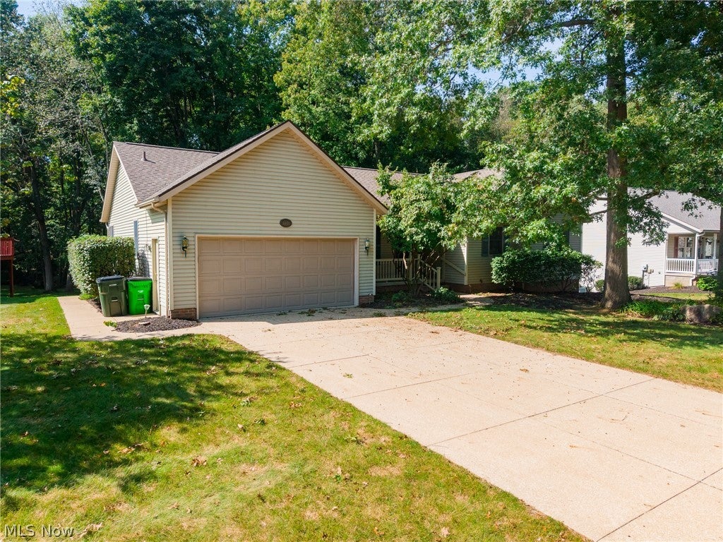 4606 Country Ln
