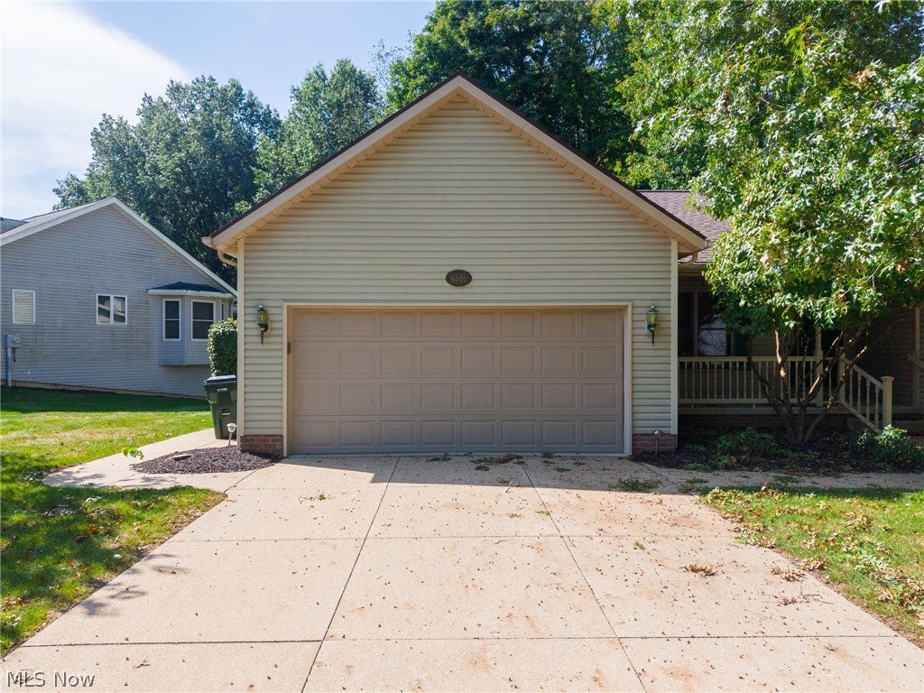4606 Country Ln