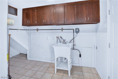 Tiny photo for 12504 Carrington Avenue, Cleveland, OH 44135 (MLS # 5254575)