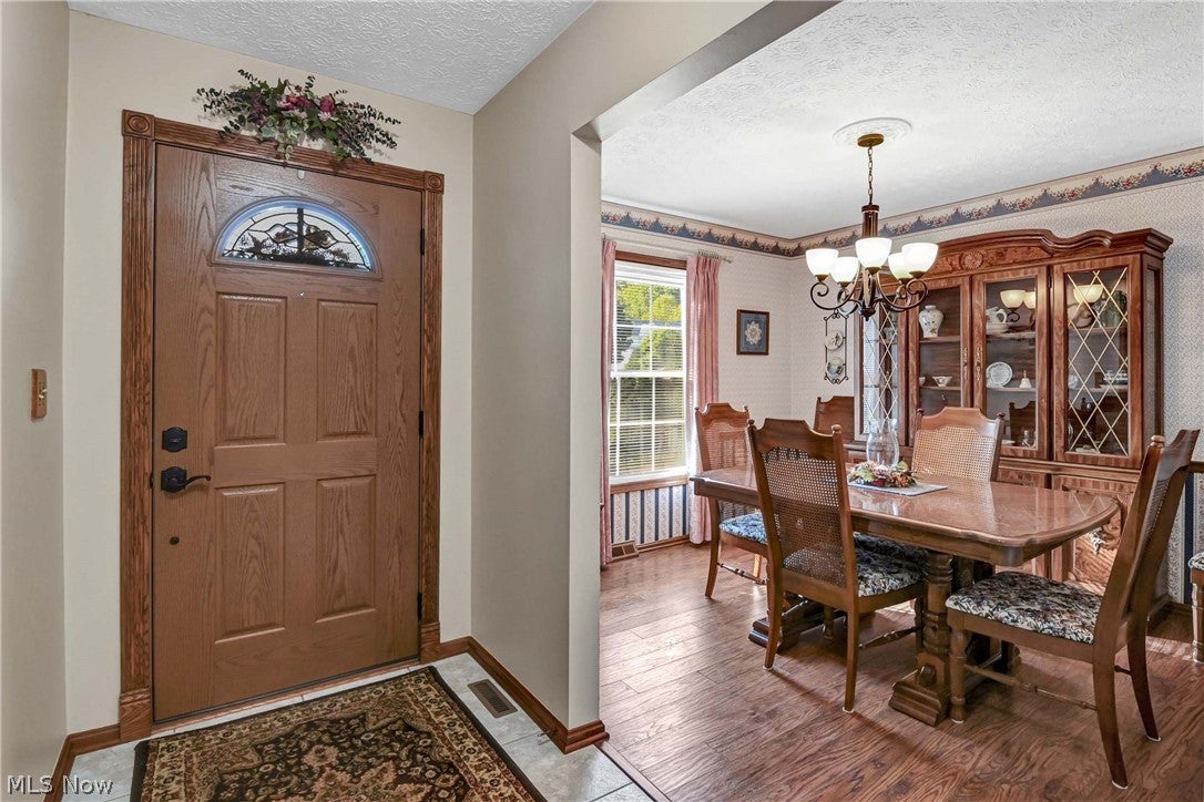 3240 Forest Overlook Drive