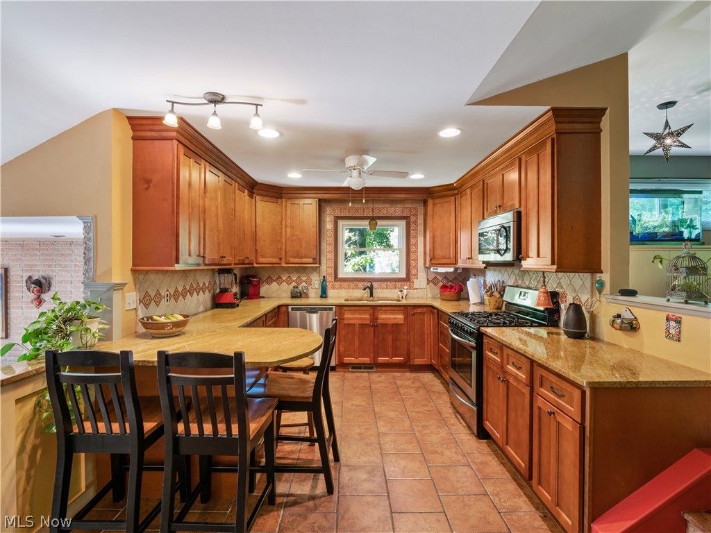 Pin Oak Lake - Residential