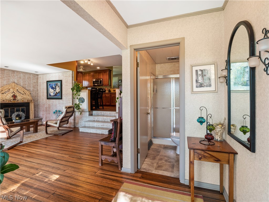 Pin Oak Lake - Residential