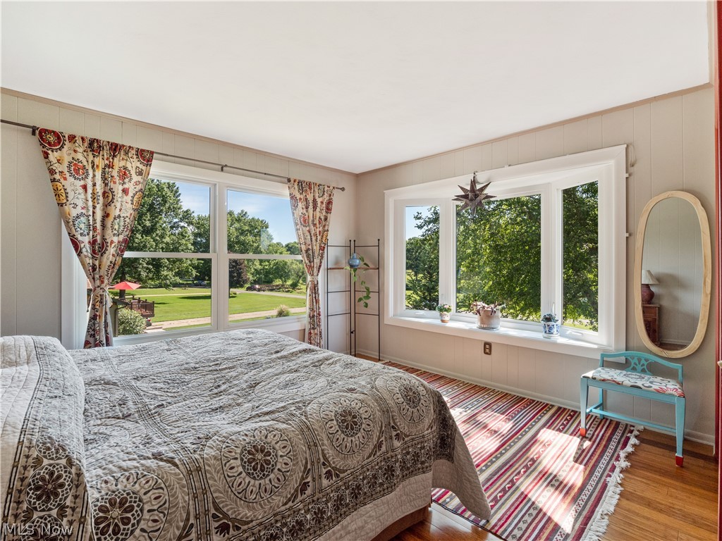 Pin Oak Lake - Residential