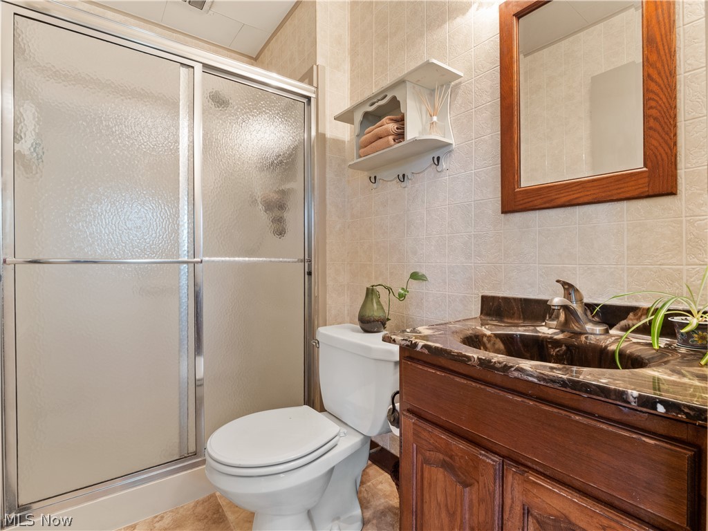 Pin Oak Lake - Residential