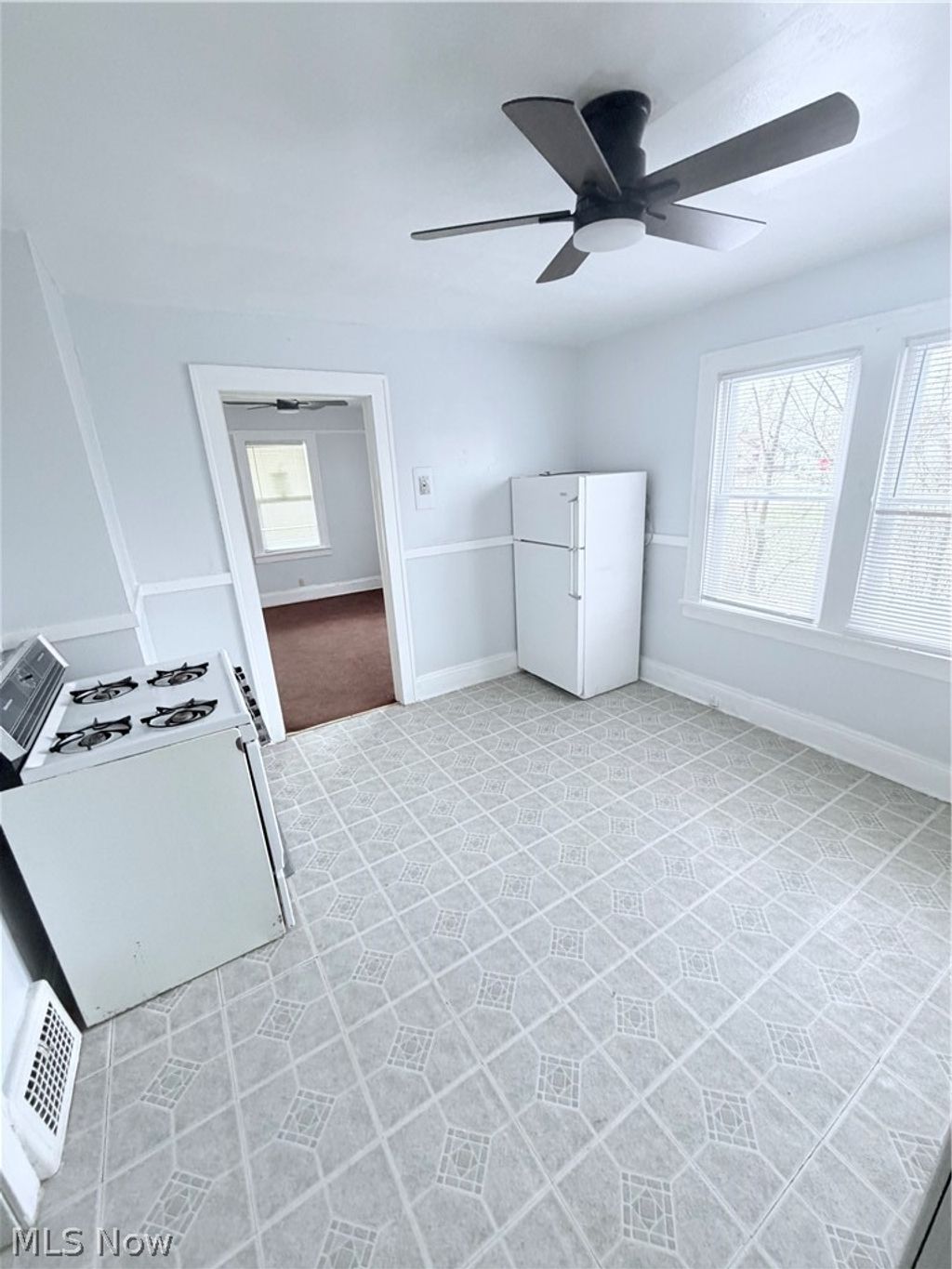 Photo of 14011 Glendale Avenue #UP / DOWN, Cleveland, OH 44128 (MLS # 5198045)