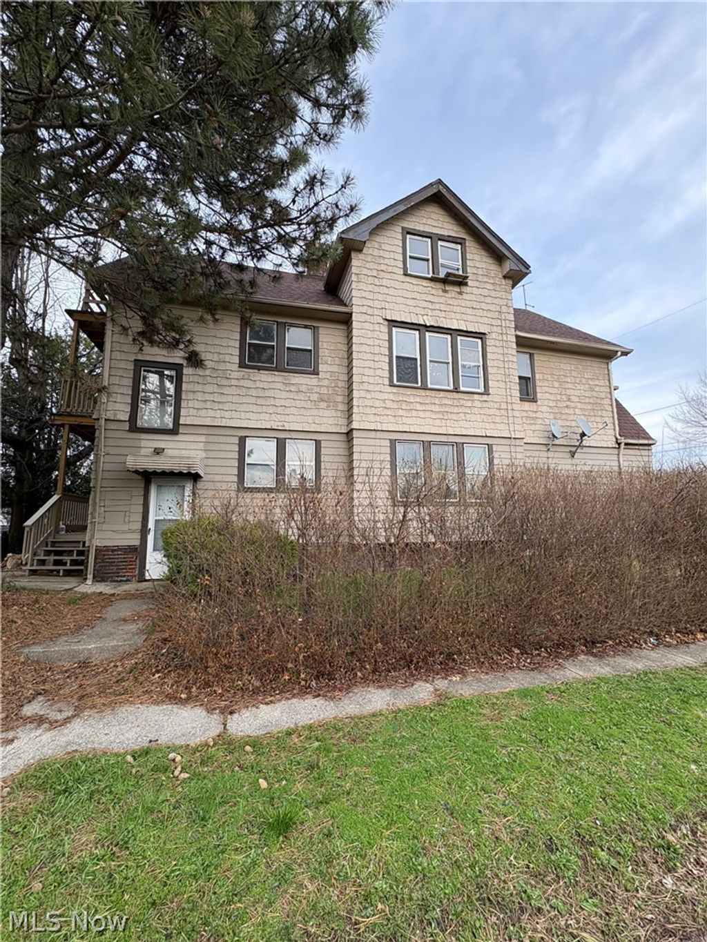 Photo of 18001 Olympia Road, Cleveland, OH 44112 (MLS # 5199038)