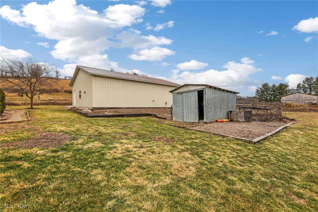 9001 Church Road, Frazeysburg, Ohio image 45