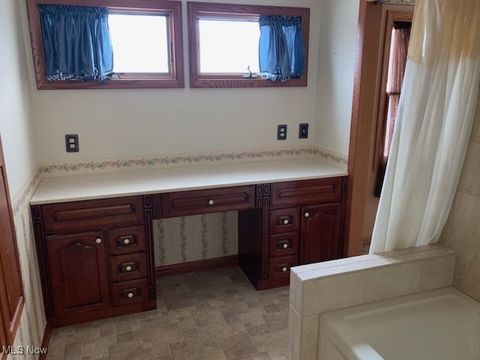 Tiny photo for 1184 Dawn Drive NE, New Philadelphia, OH 44663 (MLS # 5184496)