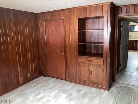 Tiny photo for 1184 Dawn Drive NE, New Philadelphia, OH 44663 (MLS # 5184496)