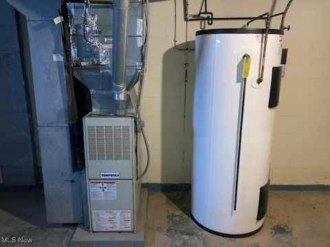 Tiny photo for 1184 Dawn Drive NE, New Philadelphia, OH 44663 (MLS # 5184496)