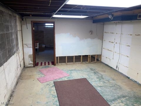 Tiny photo for 1184 Dawn Drive NE, New Philadelphia, OH 44663 (MLS # 5184496)