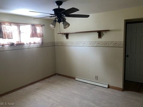 Tiny photo for 1184 Dawn Drive NE, New Philadelphia, OH 44663 (MLS # 5184496)