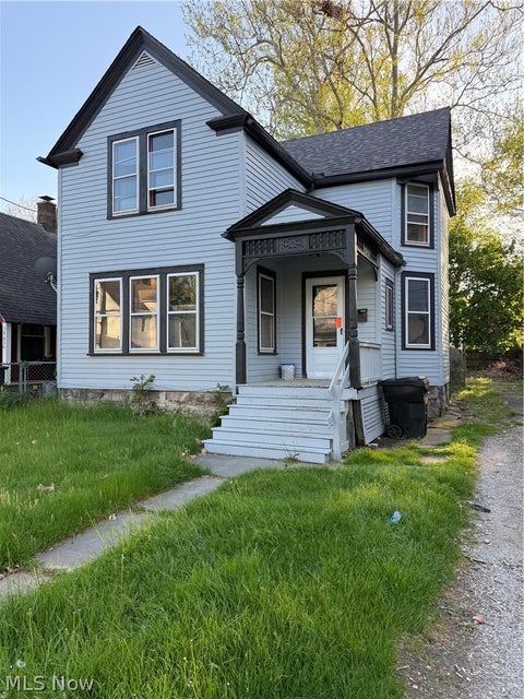 Homes For Rent - 3860 W 37th Street<br/> Cleveland, OH 44109
