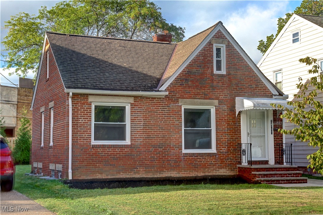 View Lakewood, OH 44107 house