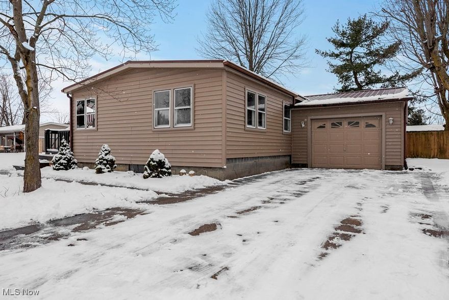 Nicely remodeled three bedroom, two full bath ranch home located in the Keystone School district. Over 1200 square feet, privacy fenced back yard and an attached garage! Updates include metal roof (2020), siding (2022), floor coverings (2024) and furnace (2024). Just 10 minutes to 10/480 and immediate possession!