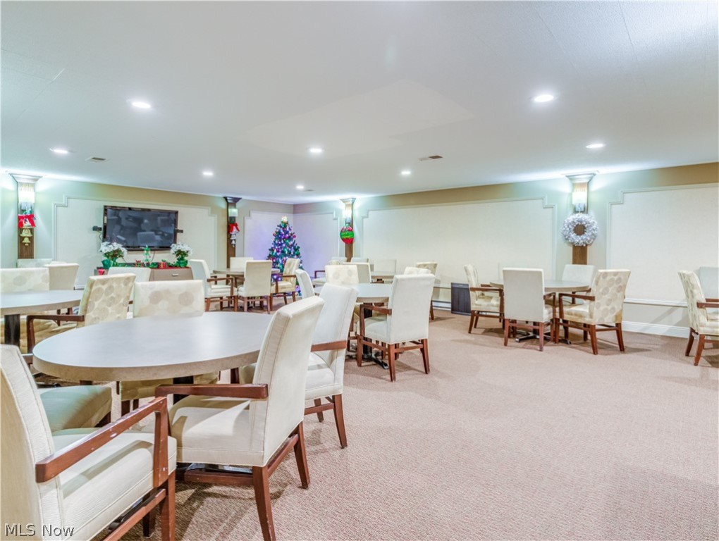 Silver Lake Towers Condo - Residential