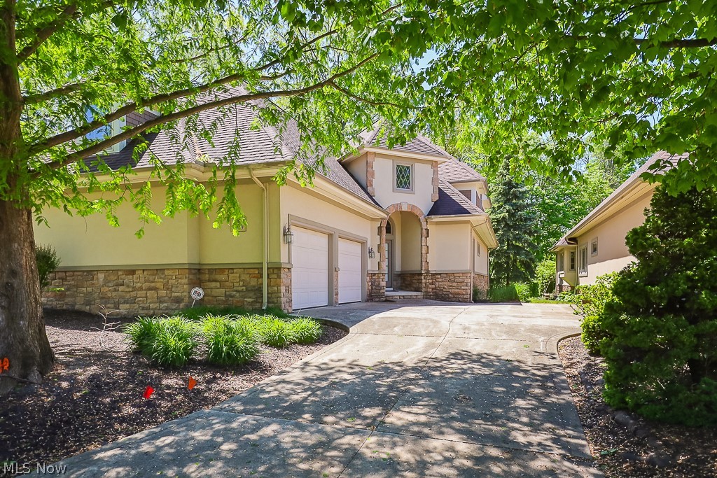 Players Club Drive - Residential