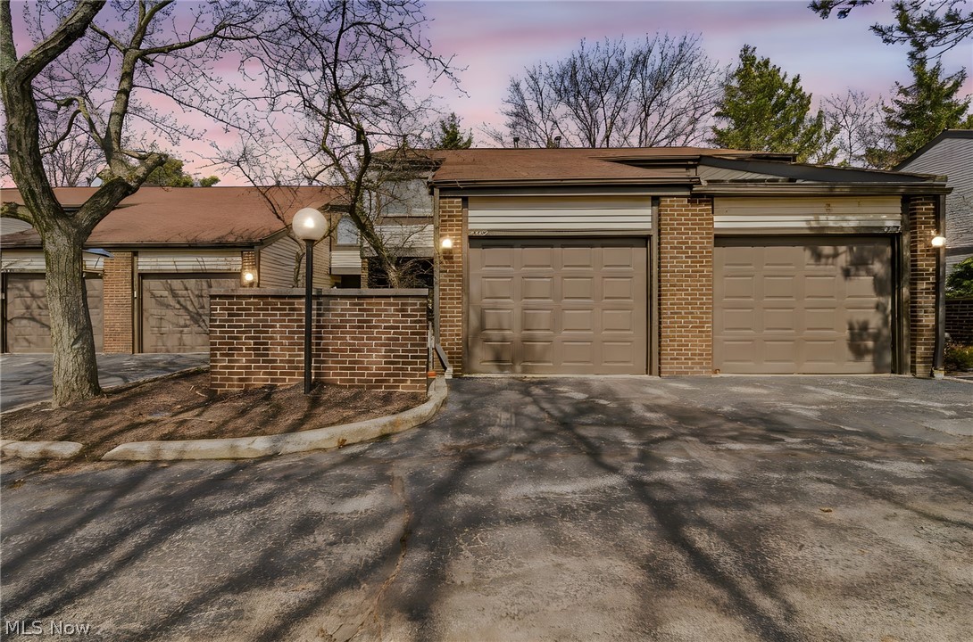 Richmond Place Condo Ph I - Residential