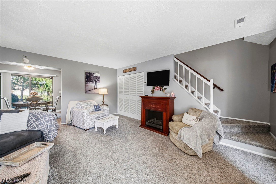 Richmond Place Condo Ph I - Residential