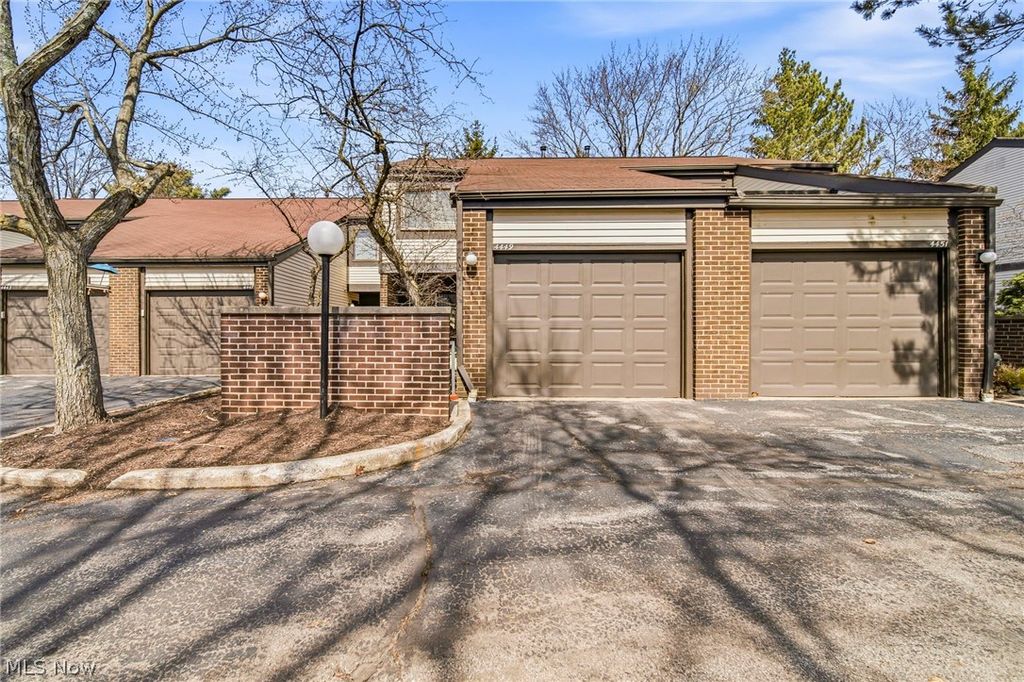 Photo of 4449 Cushing Lane, Richmond Heights, OH 44143 (MLS # 5195583)