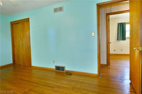 Tiny photo for 1639 Gypsy Lane, Niles, OH 44446 (MLS # 5255483)