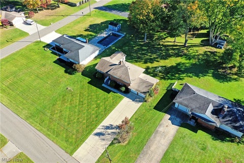 Tiny photo for 1639 Gypsy Lane, Niles, OH 44446 (MLS # 5255483)