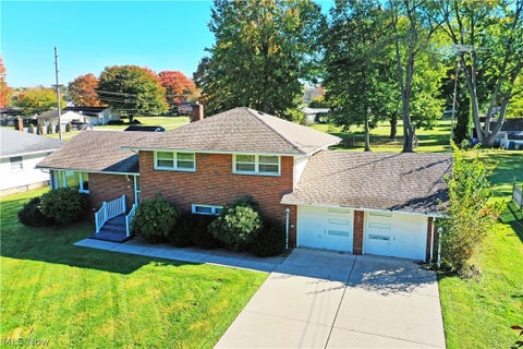Tiny photo for 1639 Gypsy Lane, Niles, OH 44446 (MLS # 5255483)