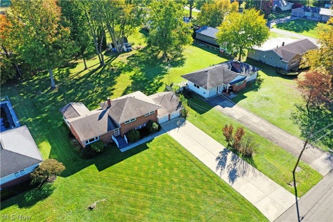 Tiny photo for 1639 Gypsy Lane, Niles, OH 44446 (MLS # 5255483)