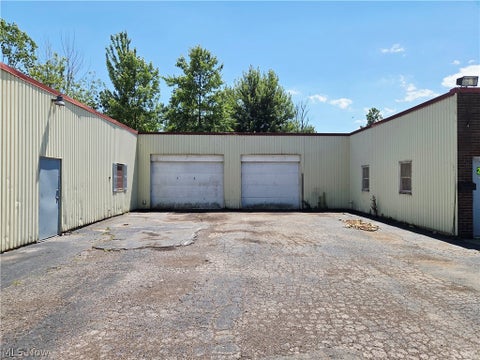 Tiny photo for 2229 W 21st Street W, Lorain, OH 44052 (MLS # 5219775)