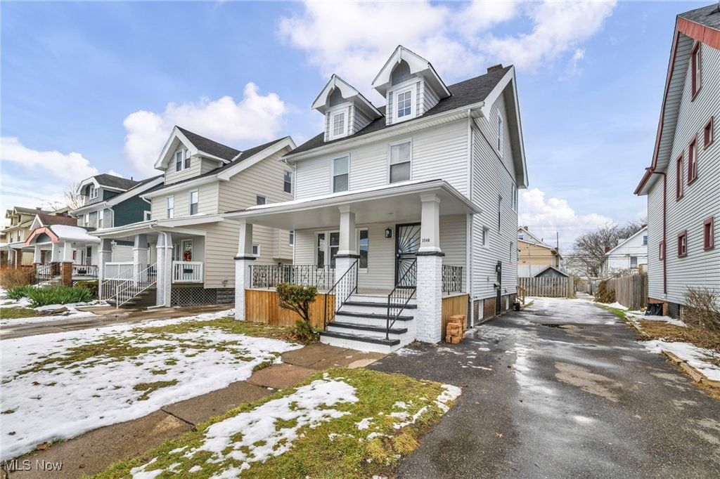 Photo of 3546 Menlo Road, Shaker Heights, OH 44120 (MLS # 5178138)