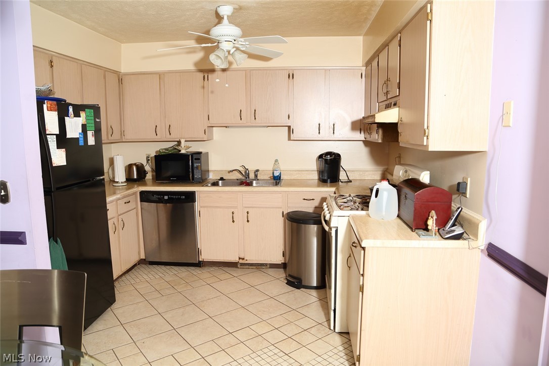 Townhouse Development/Chesterl - Residential