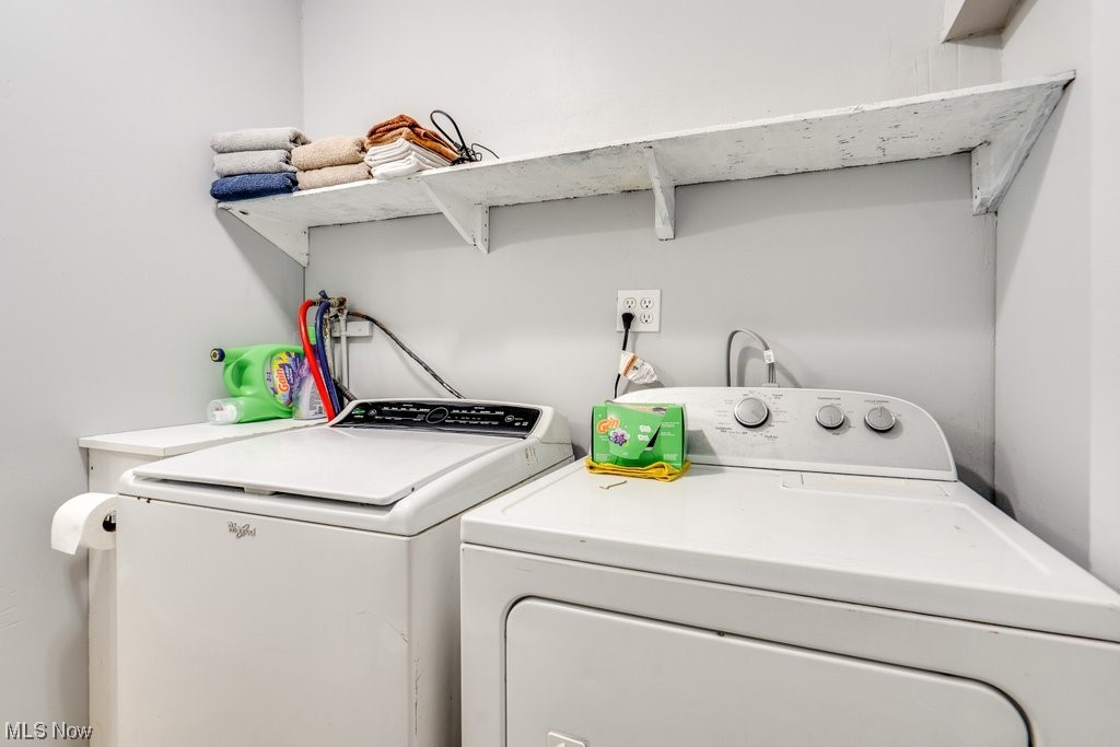 Village/Navarre - Residential