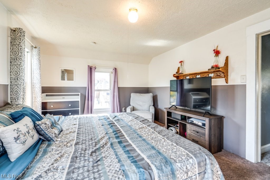 Village/Navarre - Residential