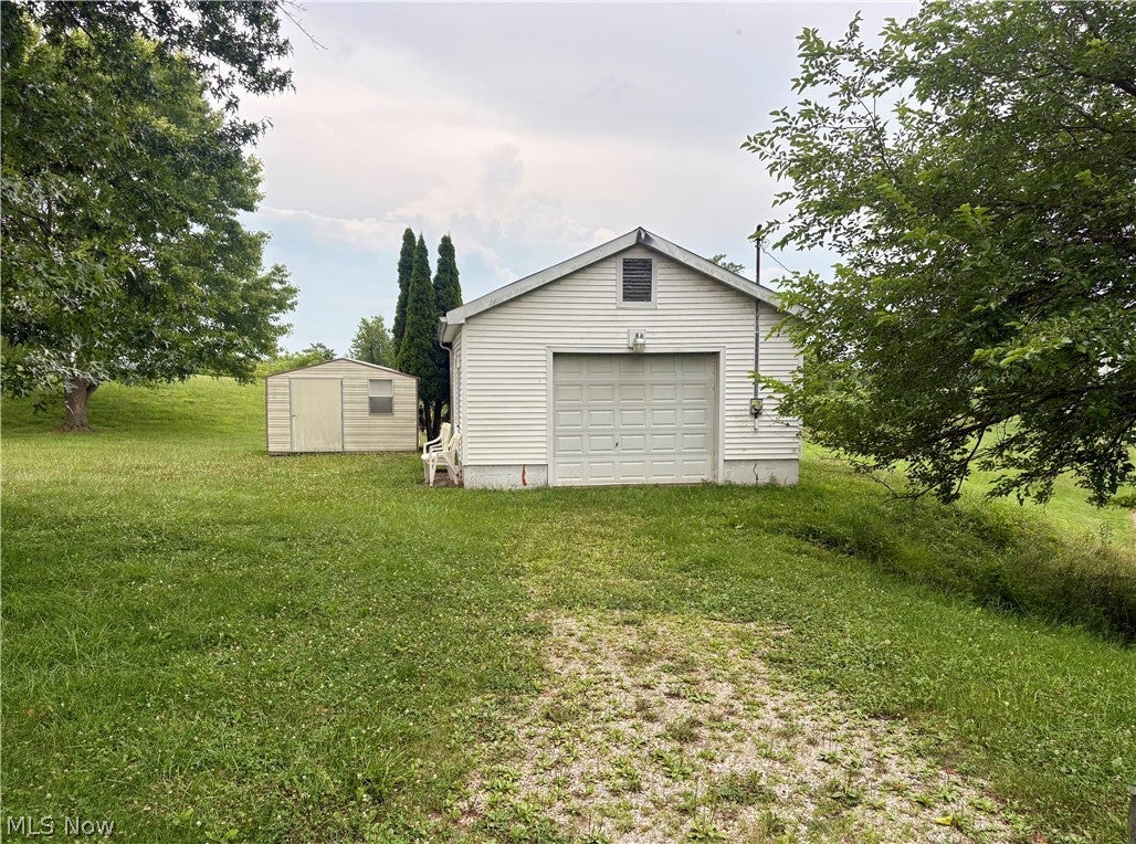 2023 Lake Washington Road